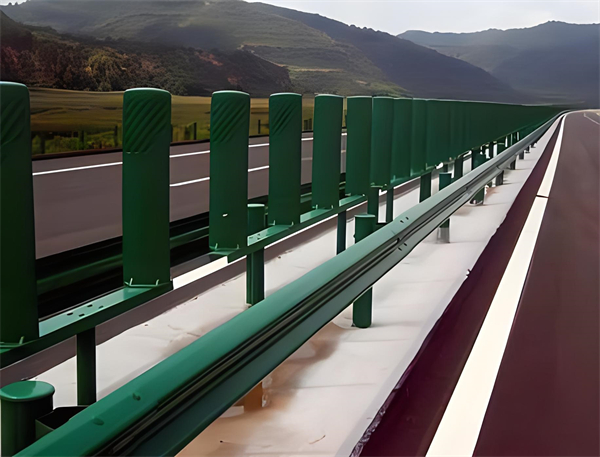 五家渠三波护栏板在高速公路的应用